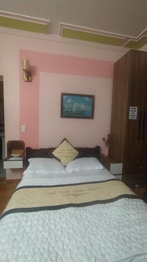 Bed and Breakfast Nha Nghi Thien Trang Kien An Екстер'єр фото